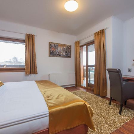 G88 Residence Vel'ka Lomnica Rum bild